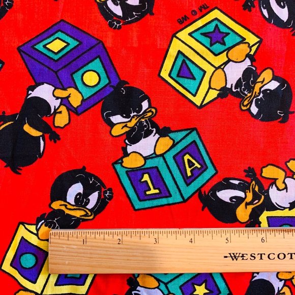 Red Baby Daffy Duck Blocks Fabric 1994 Warner Brothers Looney Tunes 3 Yds + 8 In - Picture 1 of 6